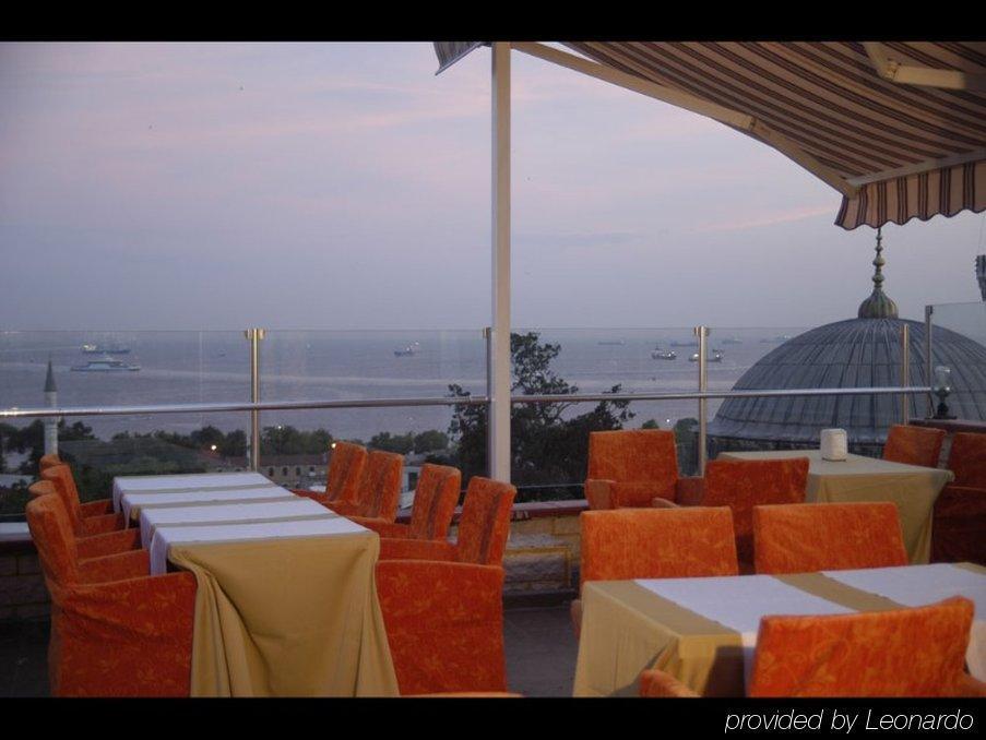 Stone Hotel Old City Стамбул Ресторан фото